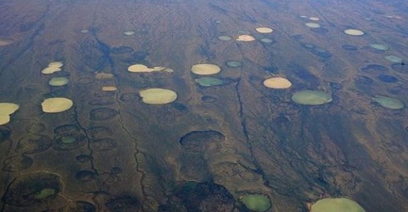 krater po wybuchu metanu
